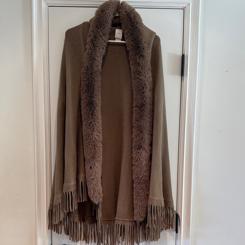 Northern Angel Brown Women's Hooded Poncho Cape with Faux Fur Trim